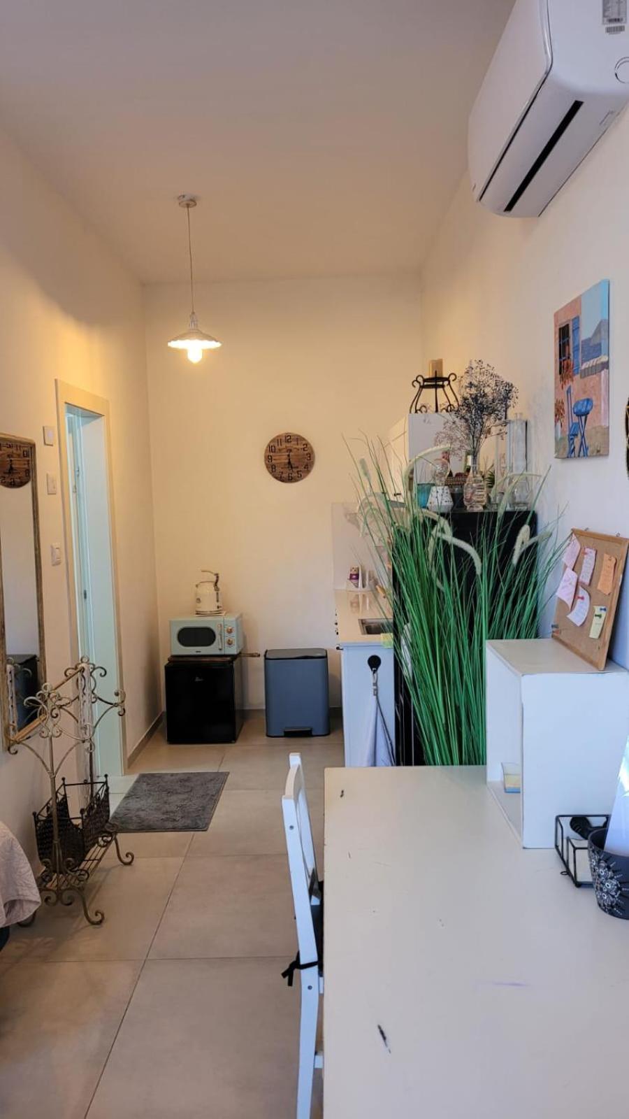 Apartamento נקודות ריפוי Tirat Carmel Exterior foto